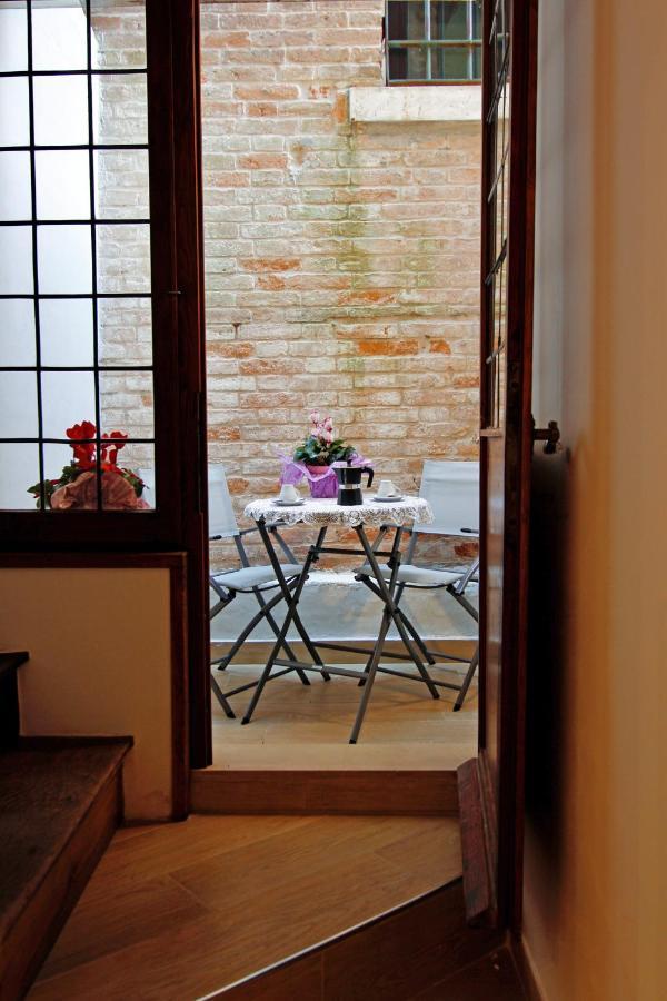 Tre Raggi Apartment Venecia Exterior foto